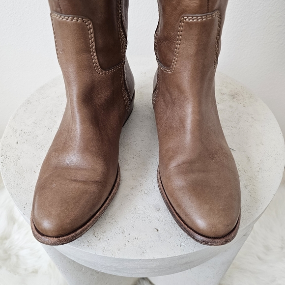 Coach Laguna Distressed Leather Boots 6.5 - Picture 9 of 16